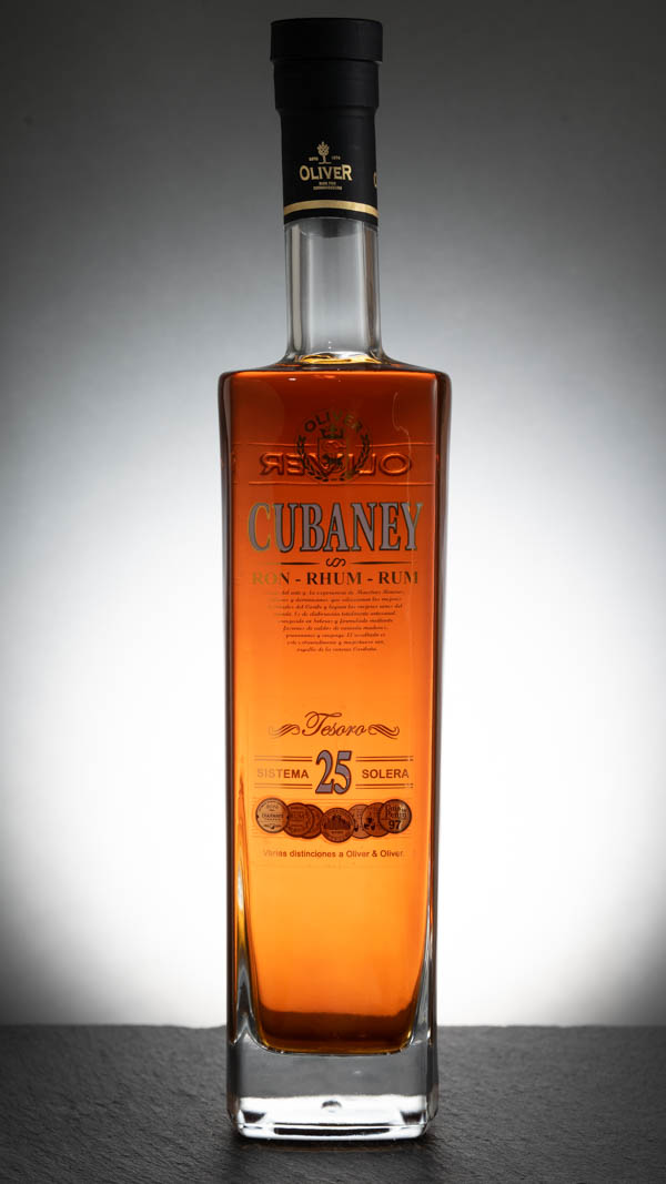 Tesoro 25 Years Rum